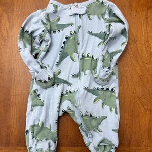 Newborn Sleepers and 2 swaddles